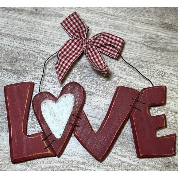 Darling wooden Love hanging‎ decor - Picture 1 of 2